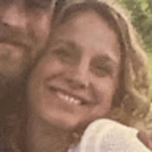 Meet your Posher, Lorenda